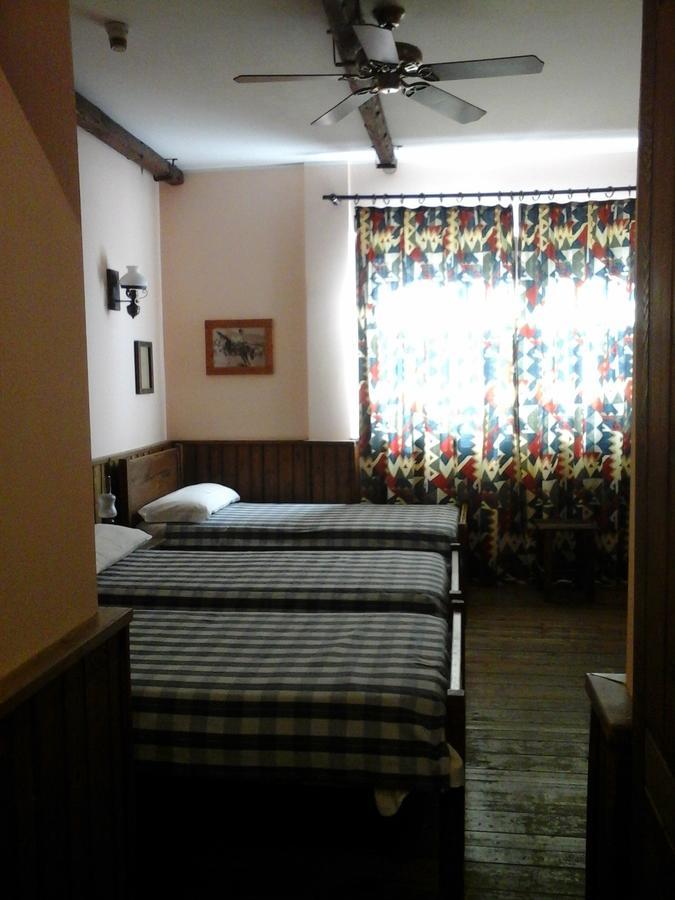Cowboys Guest Ranch Hotel Voghera Exterior photo